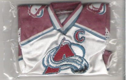 Joe Sakic 2006-07 UD Mini Jersey Collection Away Jersey #JS